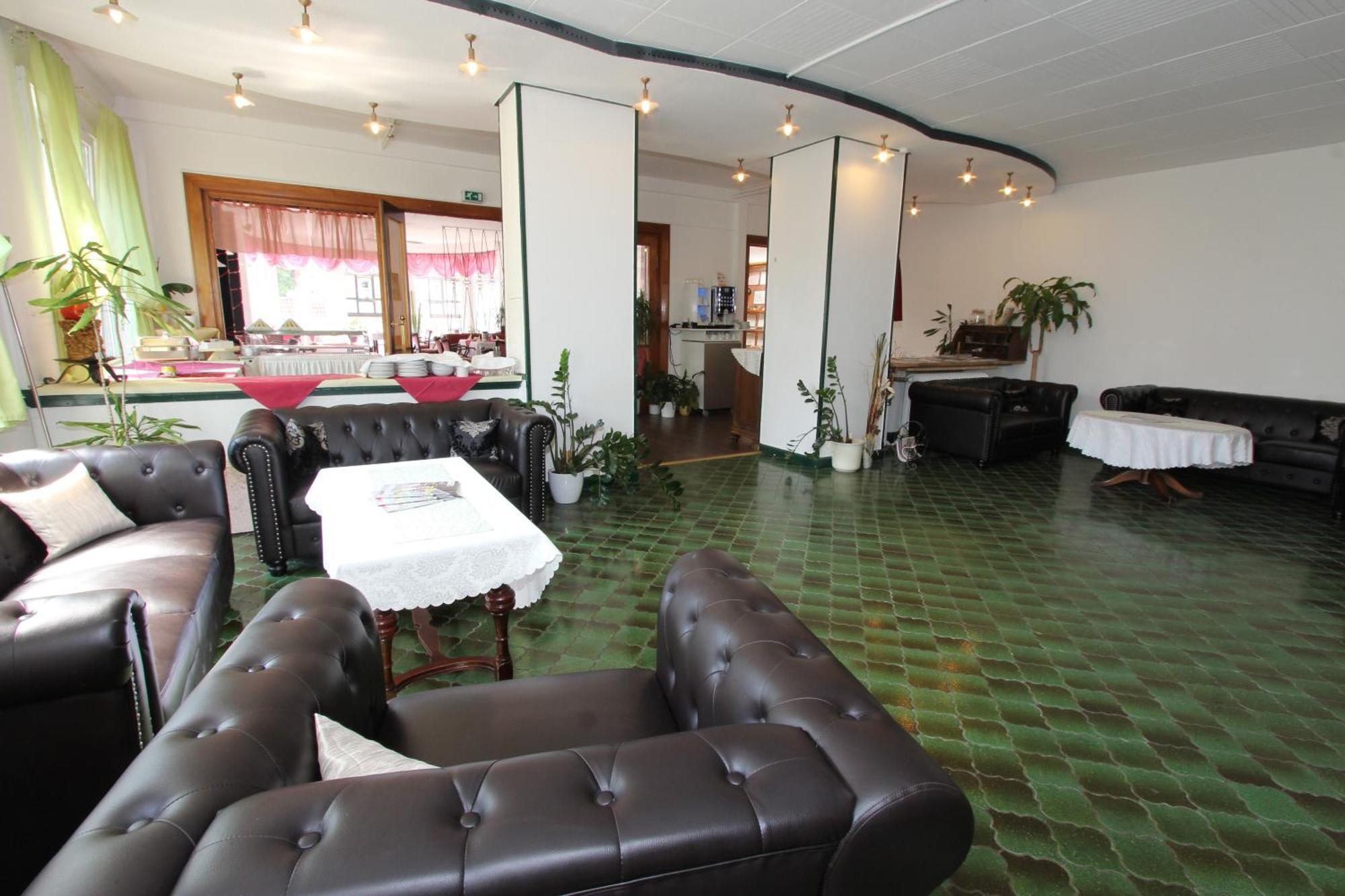 Hotel Glueck Auf & Buergerkeller Бад Грунд Екстериор снимка