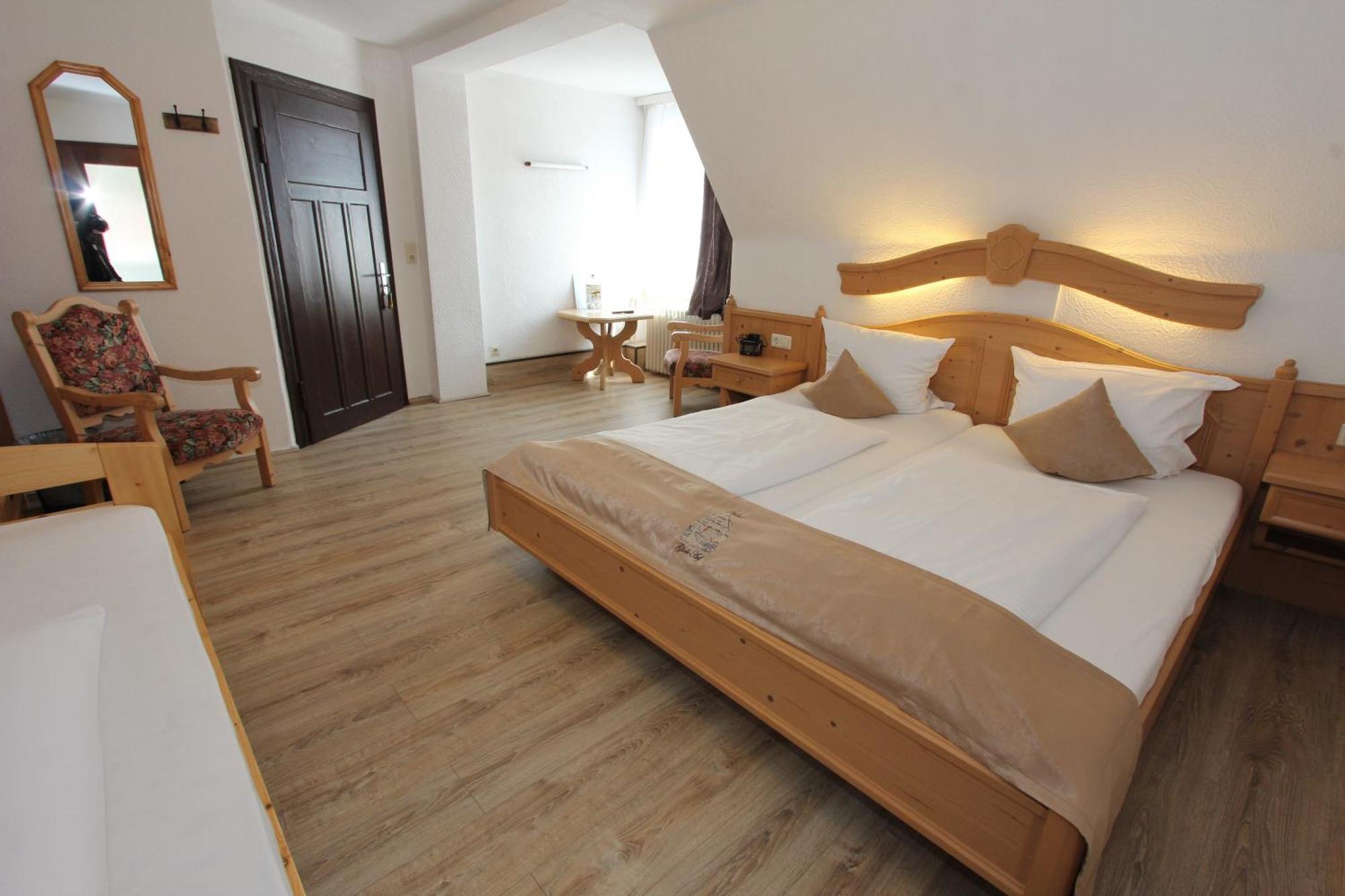Hotel Glueck Auf & Buergerkeller Бад Грунд Екстериор снимка