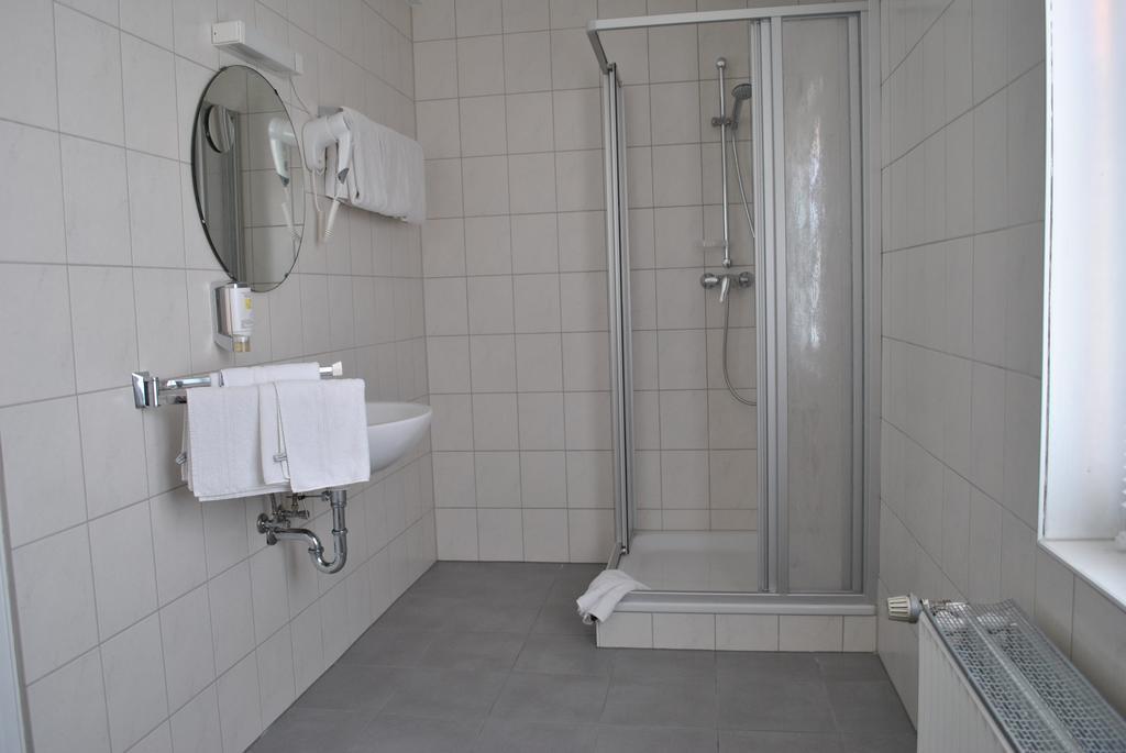Hotel Glueck Auf & Buergerkeller Бад Грунд Екстериор снимка